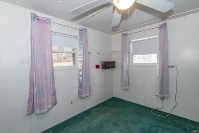 55219 Lexington Avenue, South Bend, IN 46628 - Photo 5