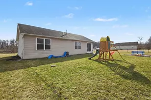 30557 Gregory Dr, Elkhart, IN 46516 - Photo 25