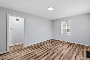 2022 Hollywood Pl, South Bend, IN 46616 - Photo 3