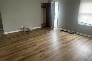 1613 Wilber St, South Bend, IN 46628 - Photo 3