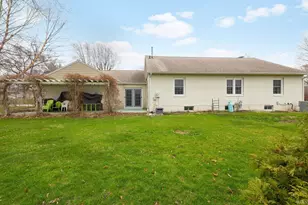 606 Illinois St, Walkerton, IN 46574 - Photo 33