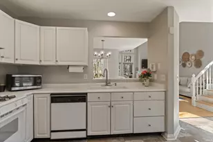 1458 Bridge Water Way, Mishawaka, IN 46545 - Photo 15
