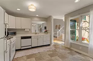 1458 Bridge Water Way, Mishawaka, IN 46545 - Photo 7