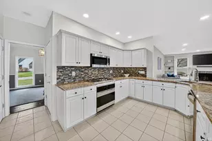 15183 Valentia Dr, Granger, IN 46530 - Photo 9