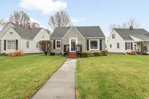 727 Marquette Ave, South Bend, IN 46617 - Photo 1