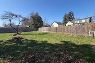 111 S Lake St, Lakeville, IN 46536 - Photo 3