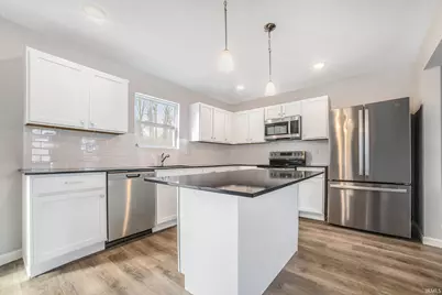 50678 Hunters Edge Trail, Elkhart, IN 46514 - Photo 5