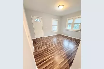 516 N Logan Street, Mishawaka, IN 46545 - Photo 5