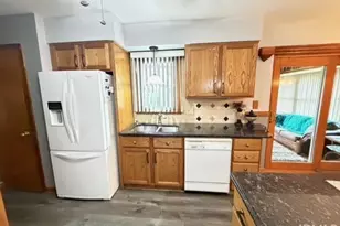52040 Patricia Ln, South Bend, IN 46628 - Photo 15