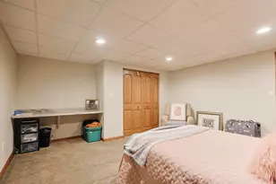 29777 Ashford Dr, Elkhart, IN 46514 - Photo 21