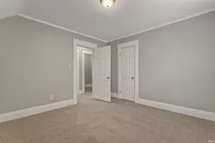 726 W Lasalle Ave, South Bend, IN 46601 - Photo 19