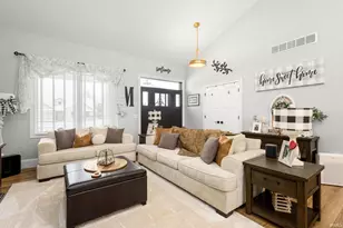 6716 Blackthorn Harbor Dr, South Bend, IN 46628 - Photo 7