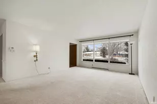 1372 Berkshire Dr, South Bend, IN 46614 - Photo 5