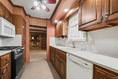 1372 Berkshire Drive, South Bend, IN 46614 - Photo 7