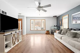 19520 Palisade Ave, South Bend, IN 46637 - Photo 3