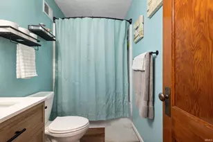 19520 Palisade Ave, South Bend, IN 46637 - Photo 13