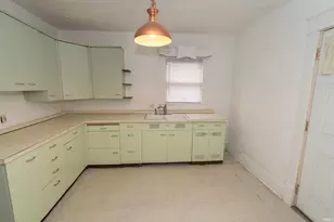 2518 Rogers St, South Bend, IN 46628 - Photo 7