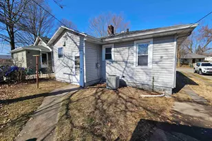 3022 Hartzer St, South Bend, IN 46628 - Photo 3