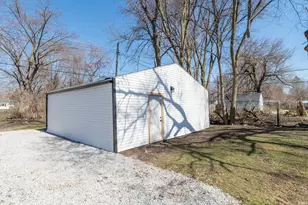 1109 Beale St, South Bend, IN 46616 - Photo 27