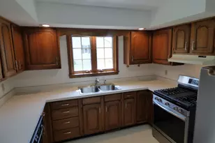 25520 Fawn Ridge Dr, South Bend, IN 46619 - Photo 5