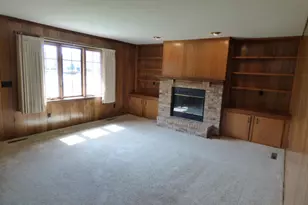 25520 Fawn Ridge Dr, South Bend, IN 46619 - Photo 9