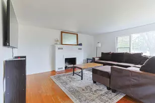 55136 Sundown Rd, South Bend, IN 46628 - Photo 5