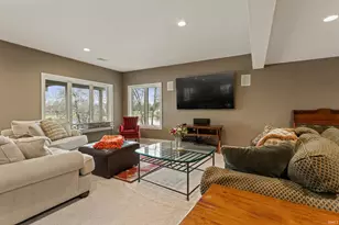 1015 E Grove St, Mishawaka, IN 46545 - Photo 29