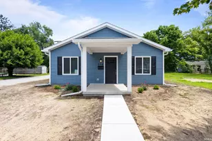 214 N Brookfield St, South Bend, IN 46628 - Photo 1