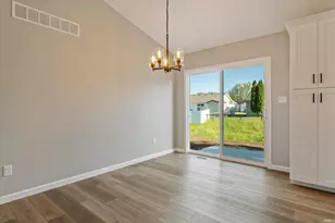 1205 Stacey&apos S Meadow Ln, North Liberty, IN 46554 - Photo 5