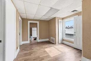 2212 S Michigan St, South Bend, IN 46613 - Photo 19