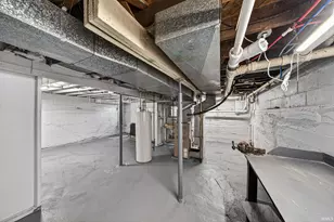 1640 E Bowman St, South Bend, IN 46613 - Photo 23