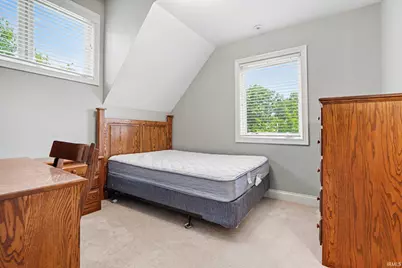 330 N Sunnyside Avenue, South Bend, IN 46617 - Photo 25