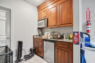 330 N Sunnyside Ave, South Bend, IN 46617 - Photo 15