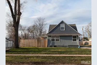 713 E Fairview Avenue, South Bend, IN 46614 - Photo 1