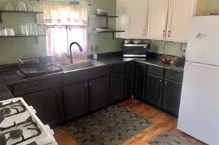 131 E Fox St, South Bend, IN 46613 - Photo 9