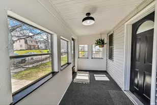 1805 S Douglas St, South Bend, IN 46613 - Photo 3