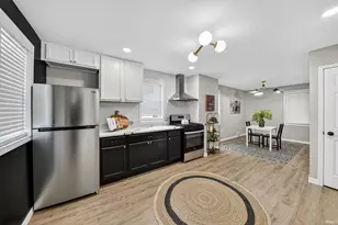 1805 S Douglas St, South Bend, IN 46613 - Photo 13