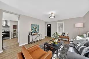 1805 S Douglas St, South Bend, IN 46613 - Photo 7