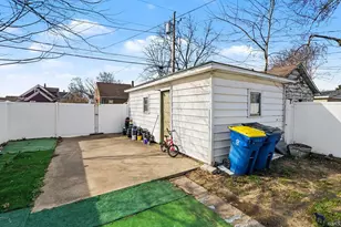 215 W Broadway St, Mishawaka, IN 46545 - Photo 23