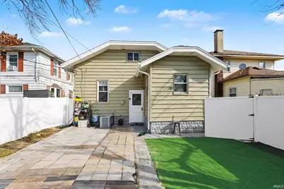 215 W Broadway Street, Mishawaka, IN 46545 - Photo 21