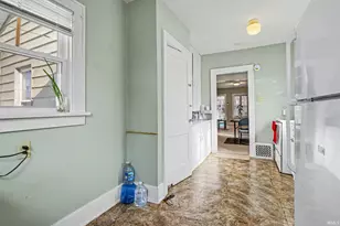 215 W Broadway St, Mishawaka, IN 46545 - Photo 13