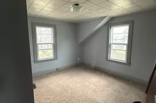 613 E Broadway St, South Bend, IN 46601 - Photo 7