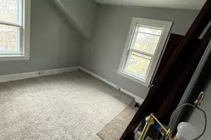 613 E Broadway St, South Bend, IN 46601 - Photo 9