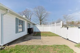 104 S Tuxedo Dr, South Bend, IN 46615 - Photo 35