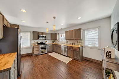 1009 E Mishawaka Avenue, Mishawaka, IN 46544 - Photo 9