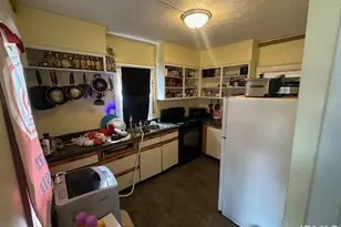 2806 S Michigan St, South Bend, IN 46614 - Photo 9