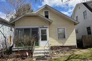 2806 S Michigan St, South Bend, IN 46614 - Photo 1