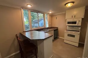 428 W Navarre St, South Bend, IN 46616 - Photo 11