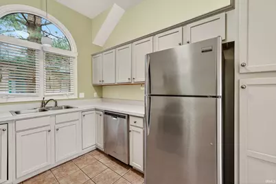 1342 Bridge Water Way, Mishawaka, IN 46545 - Photo 11