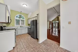 1342 Bridge Water Way, Mishawaka, IN 46545 - Photo 9